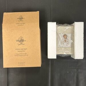 Willow tree memory box